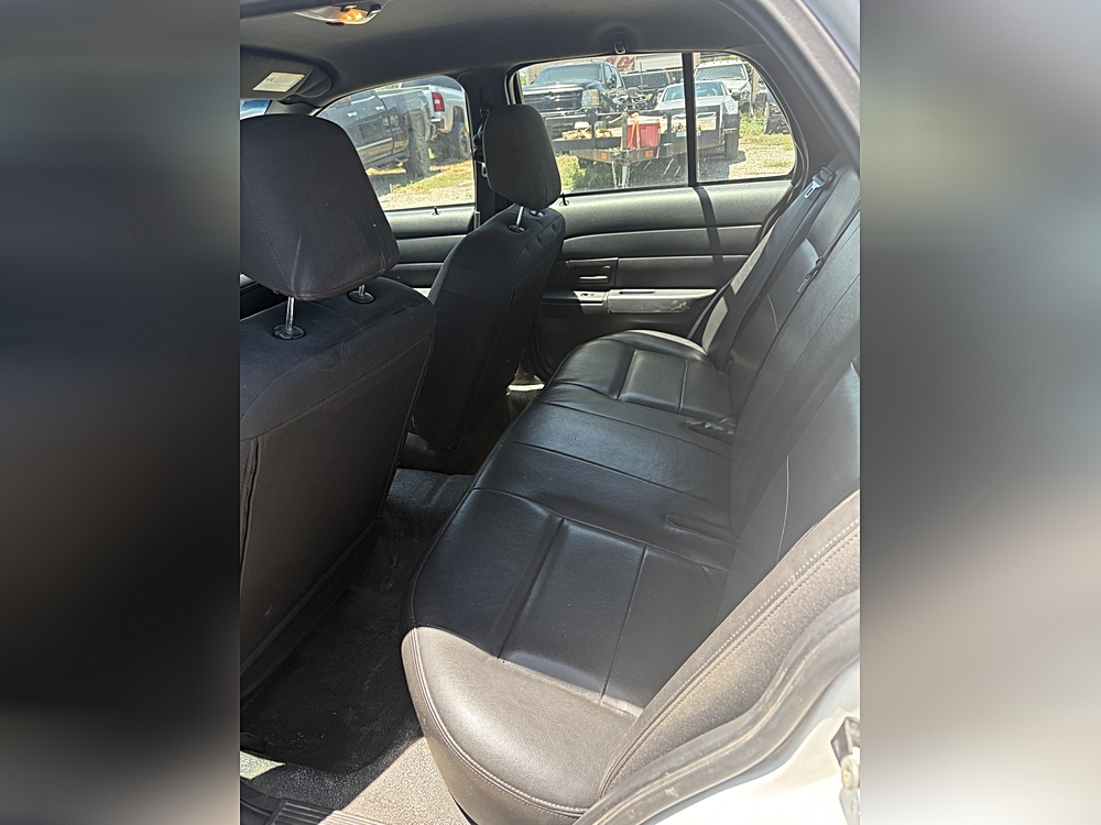 ford crown victoria 2010 2FABP7BVXAX142046 image ford crown victoria 2010 2FABP7BVXAX142046 image